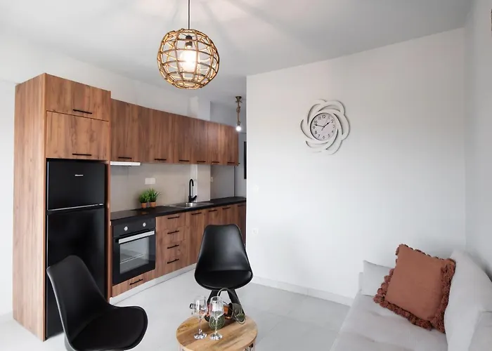 Διαμέρισμα Birds - Shared Pool Access Νικιάνα